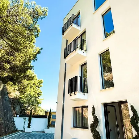 Blanc Hotel Shëngjin