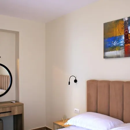 Hotel Blanc Shëngjin